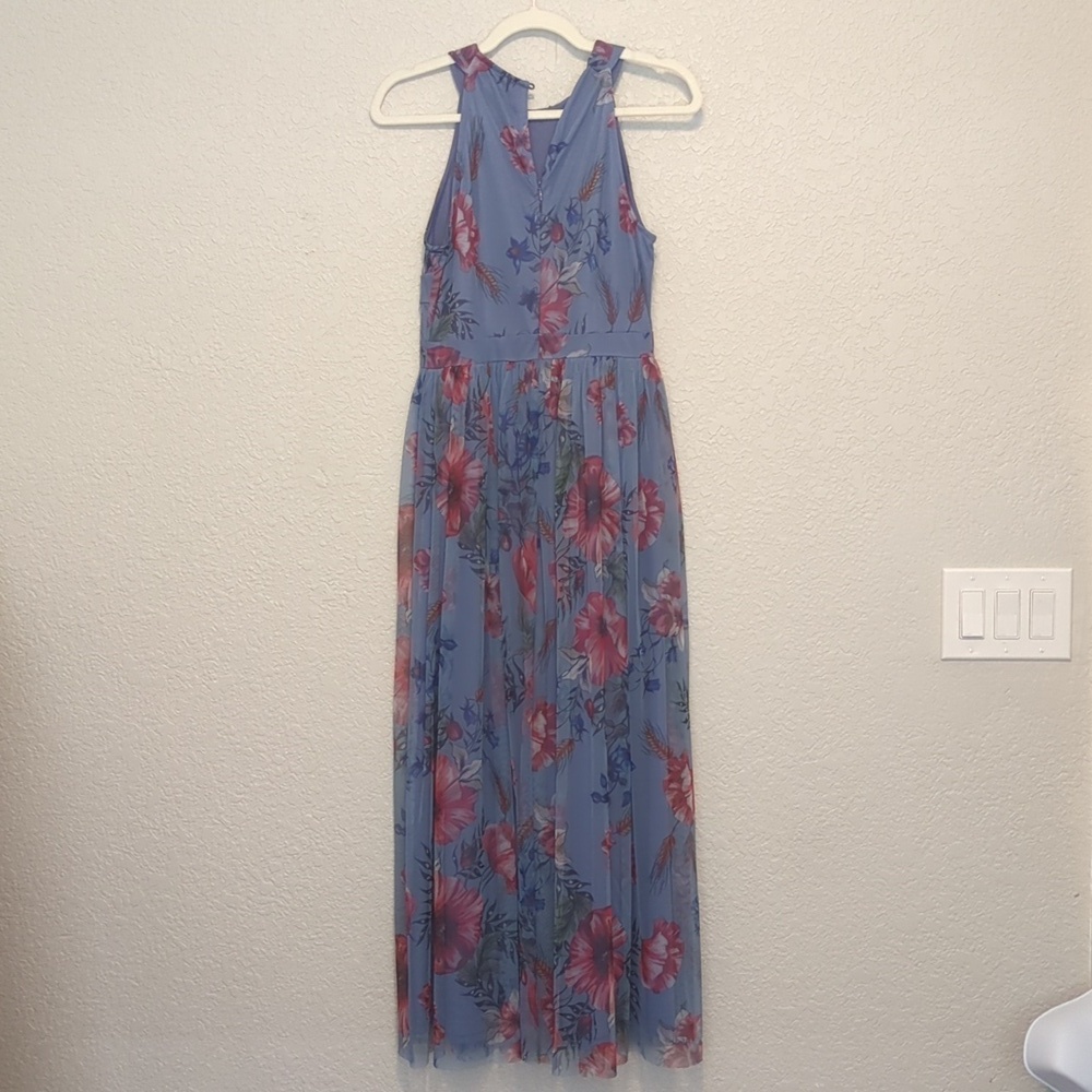 Candalite Petite blue pink floral sleeveless fit and flare maxi dress - Picture 5 of 6